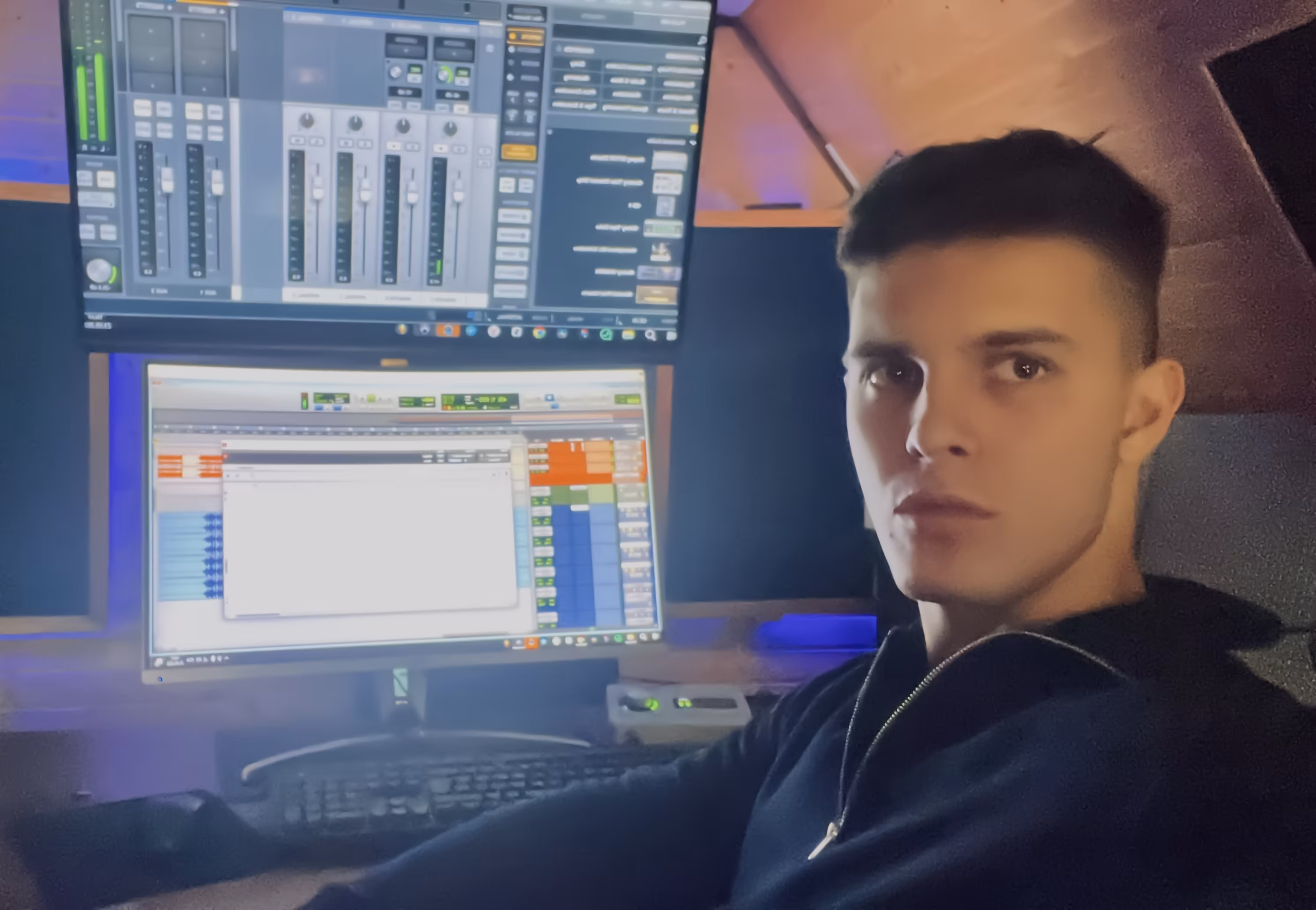 О студии 24Studio 20